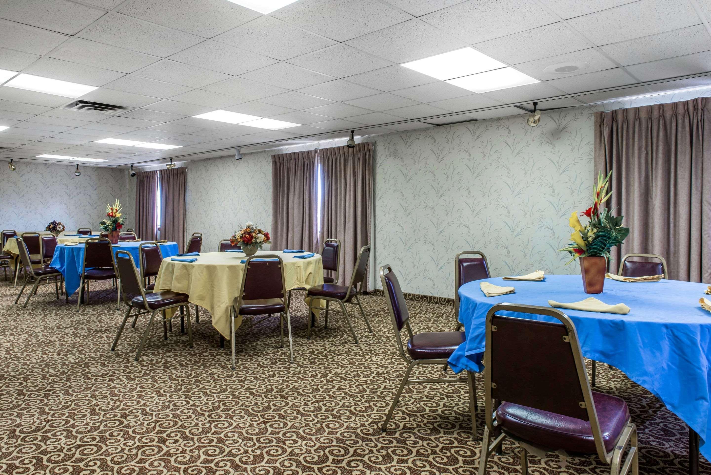 Hotel Quality & Fairview (Erie County)