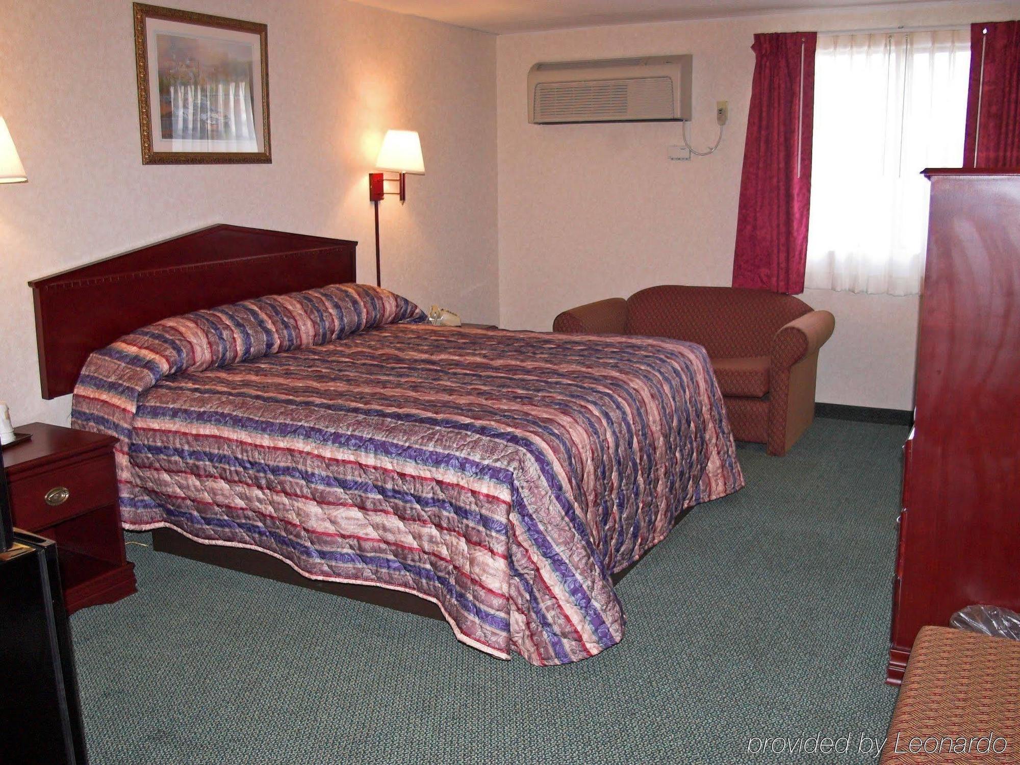 Hotel Quality & Fairview (Erie County)